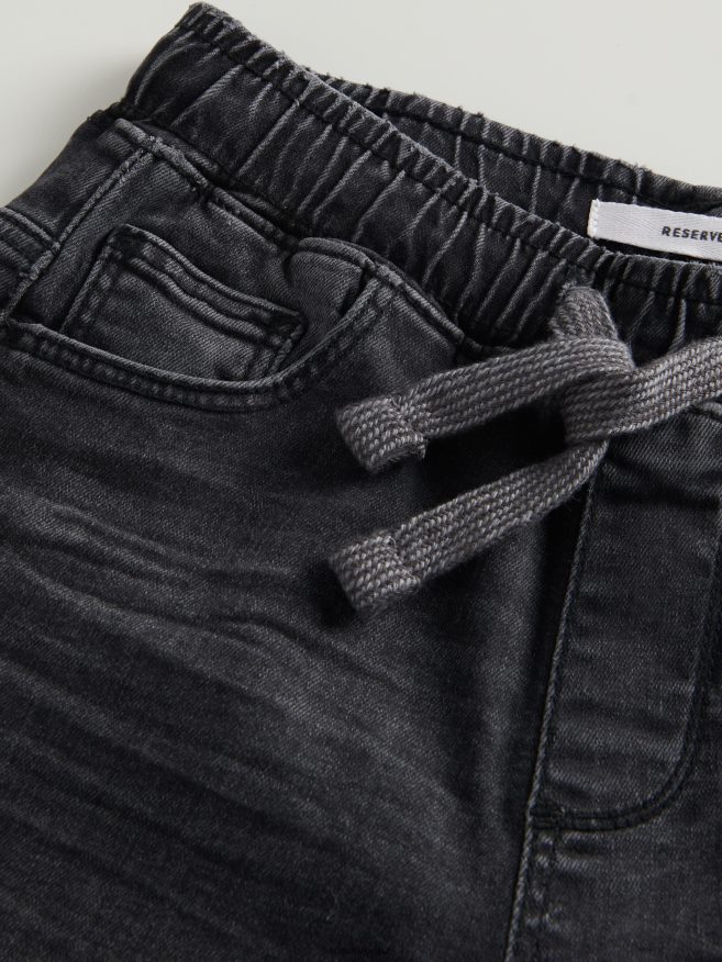 Reserved Boys Elastic Carrot Jeans P6H08T2026 Apparel Black