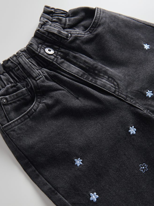Reserved Girls Baggy Jeans With Embroidery Detailing P6H08T1950 Apparel Black