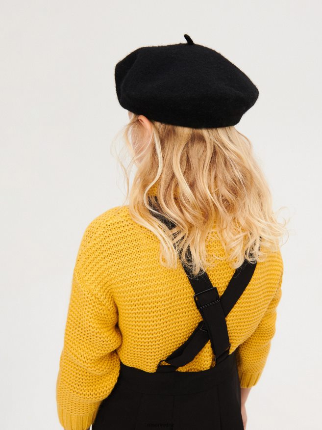 Reserved Girls Skirt With Braces P6H08T1960 Apparel Black