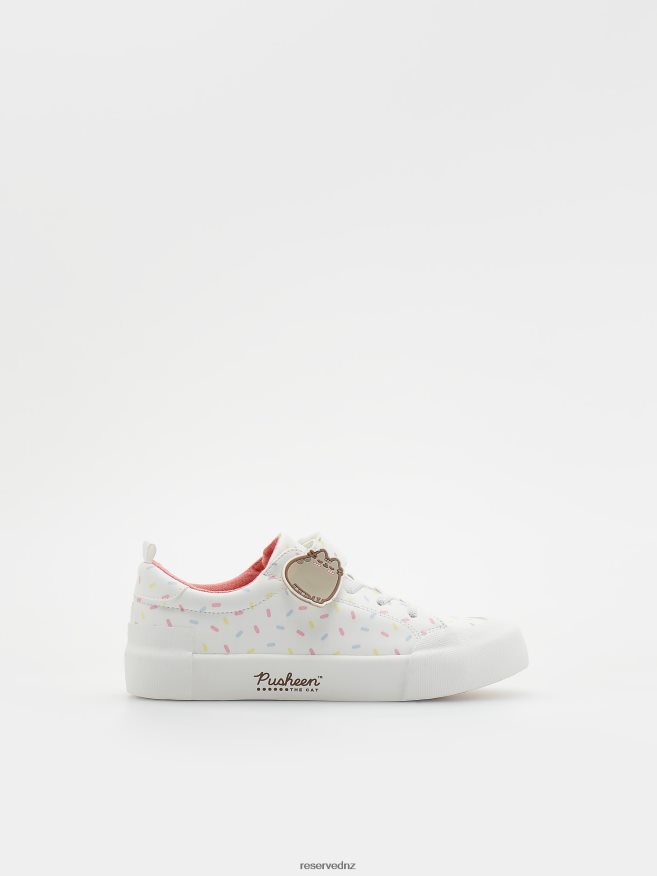Reserved Girls Pusheen Trainers P6H08T1770 Shoes White