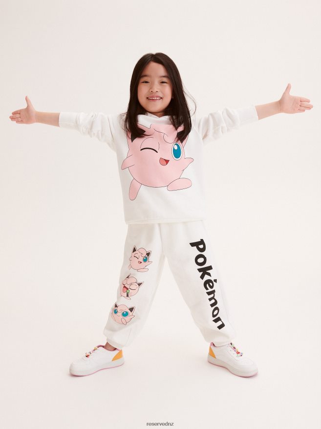Reserved Girls Pokemon Hoodie P6H08T1814 Apparel Cream
