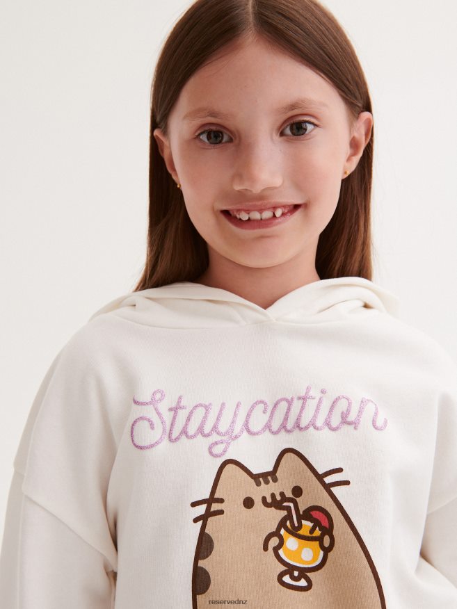 Reserved Girls Pusheen Cropped Hoodie P6H08T1838 Apparel Cream