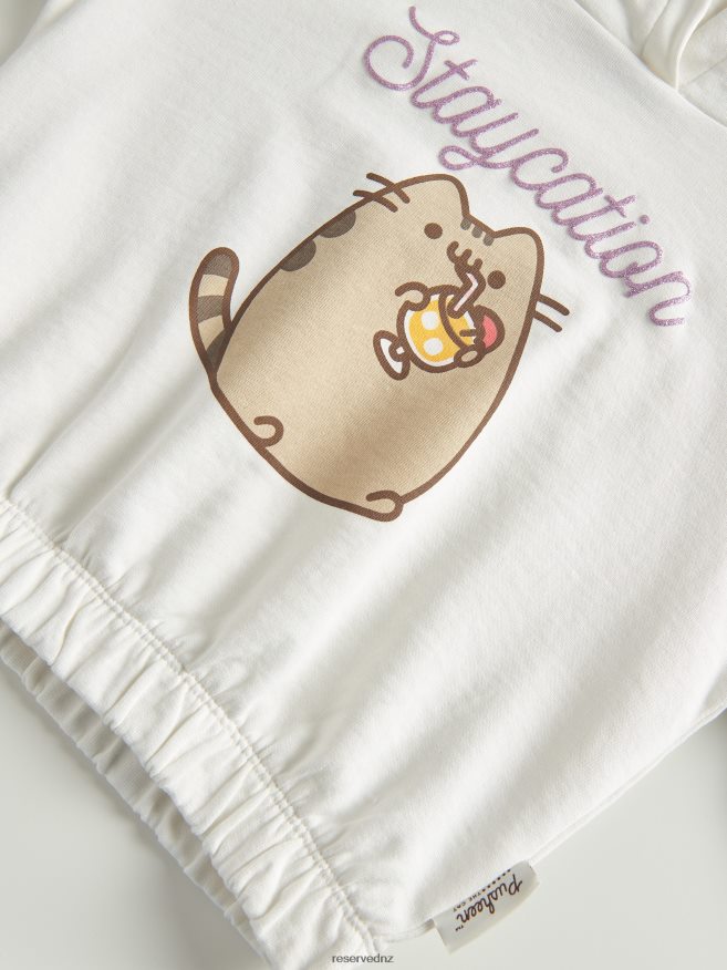 Reserved Girls Pusheen Cropped Hoodie P6H08T1838 Apparel Cream