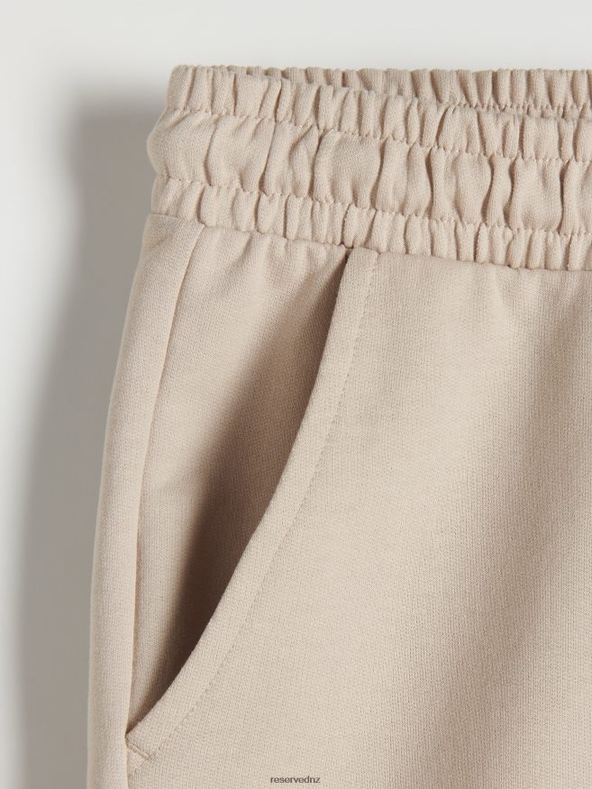 Reserved Men Regular Shorts P6H08T1415 Apparel Beige