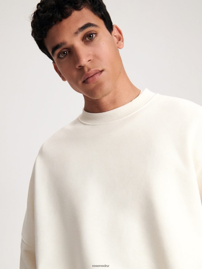 Reserved Men Plain Oversized Sweatshirt P6H08T1600 Apparel Cream