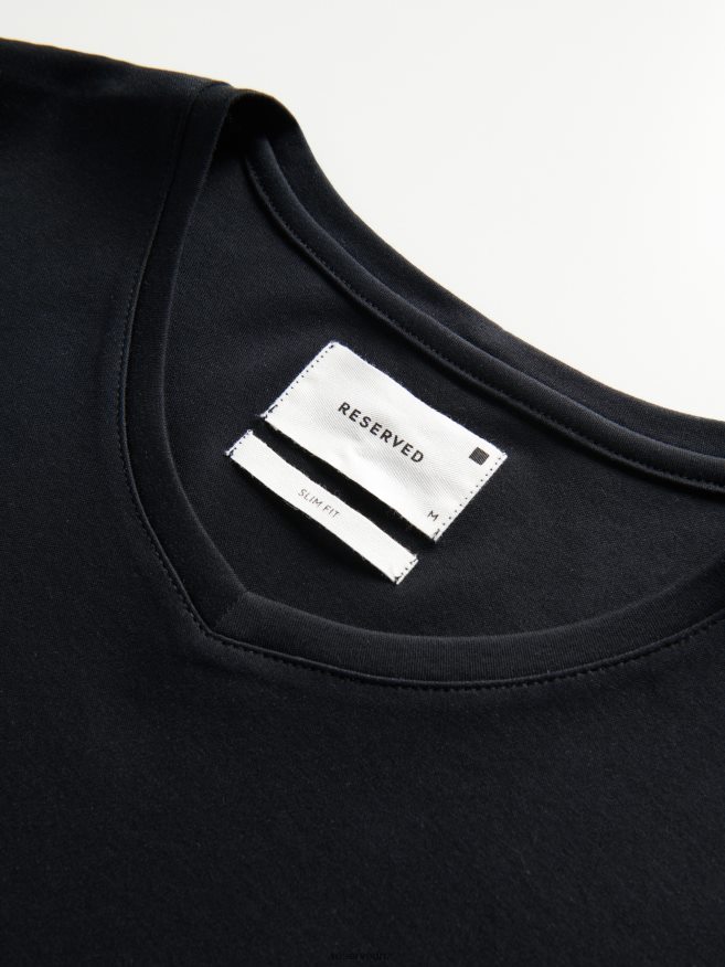 Reserved Men Slim Fit V-Neck T-Shirt P6H08T1286 Apparel Black