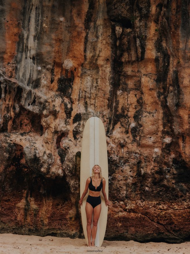 Reserved Women Bikini Top P6H08T1040 Apparel Black