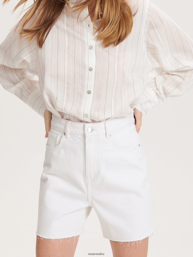 Reserved Women Denim Shorts P6H08T593 Apparel White