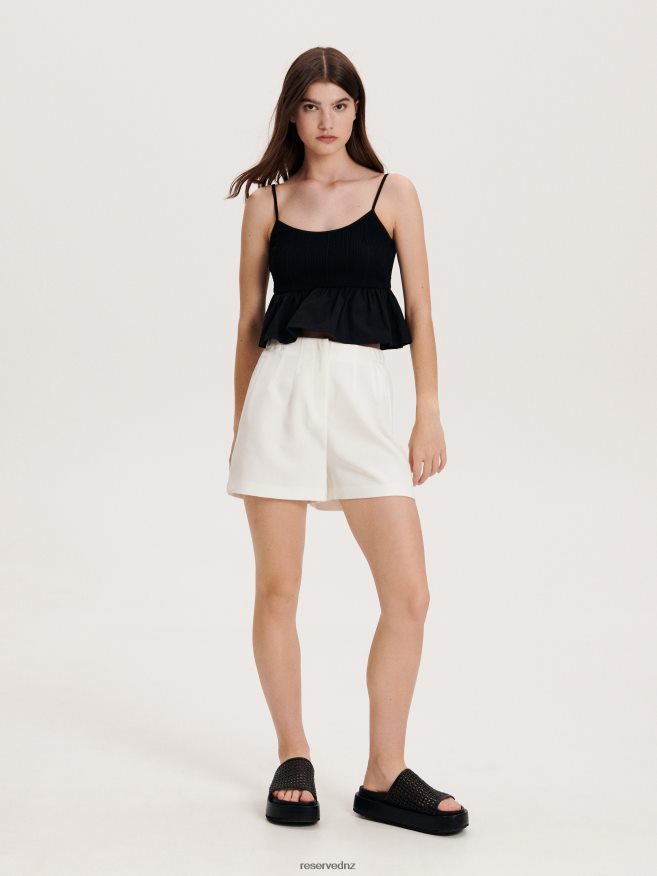 Reserved Women Plain Shorts P6H08T591 Apparel Cream