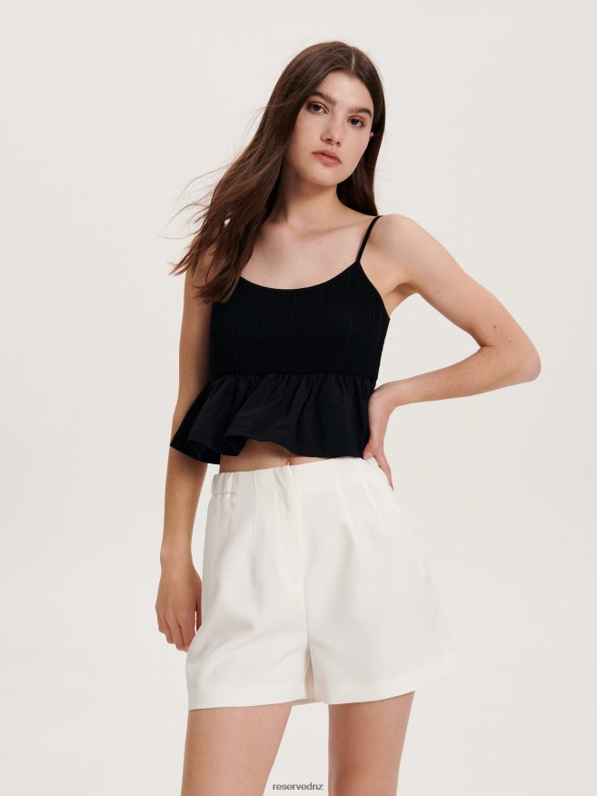 Reserved Women Plain Shorts P6H08T591 Apparel Cream