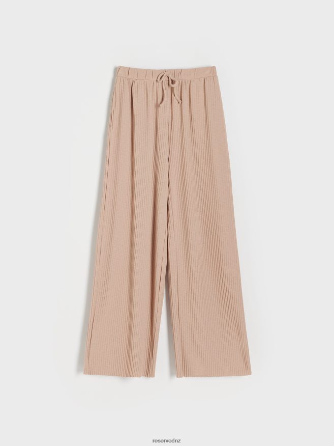 Reserved Women Pleated Trousers P6H08T688 Apparel Beige
