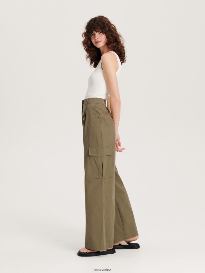 Reserved Women Trousers With Cargo Pockets P6H08T643 Apparel Olive