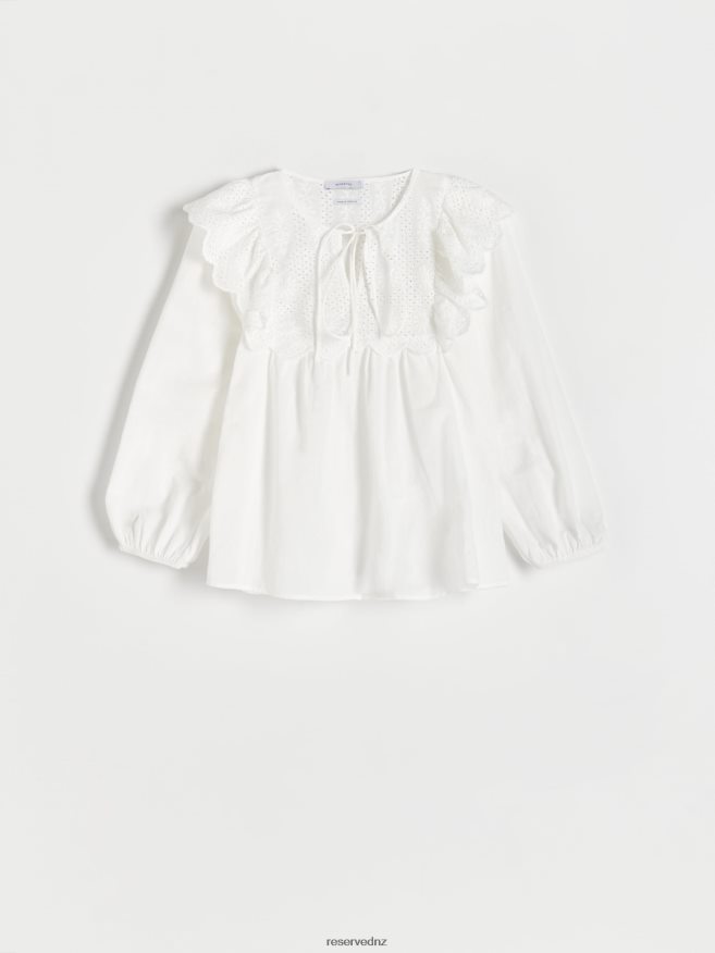 Reserved Women Blouse With Decorative Neckline P6H08T74 Apparel Cream