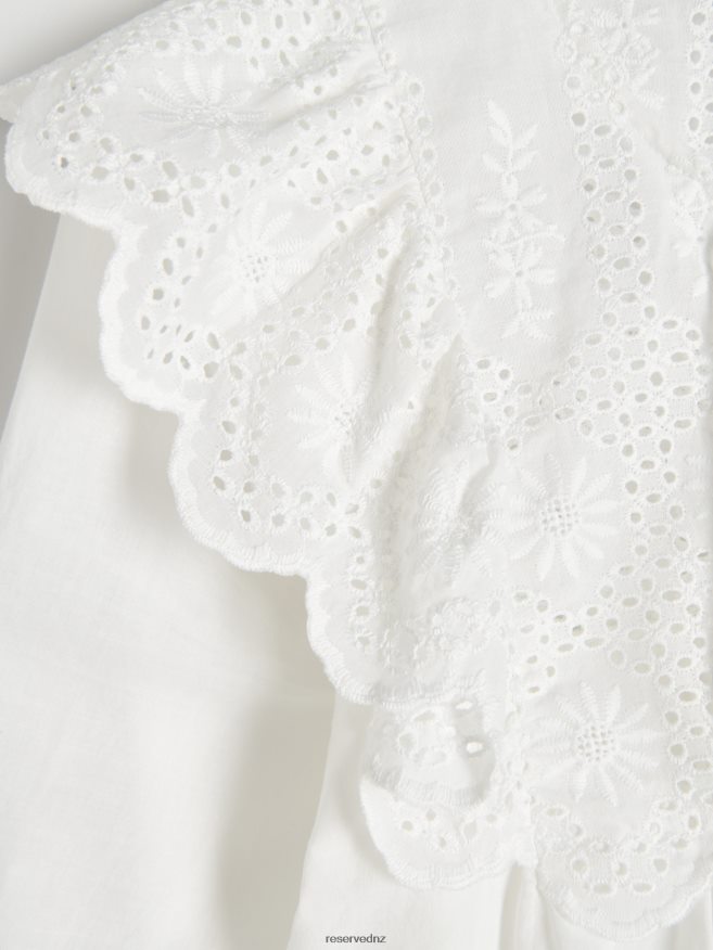 Reserved Women Blouse With Decorative Neckline P6H08T74 Apparel Cream