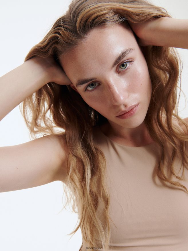 Reserved Women Slim Fit Body P6H08T399 Apparel Nude