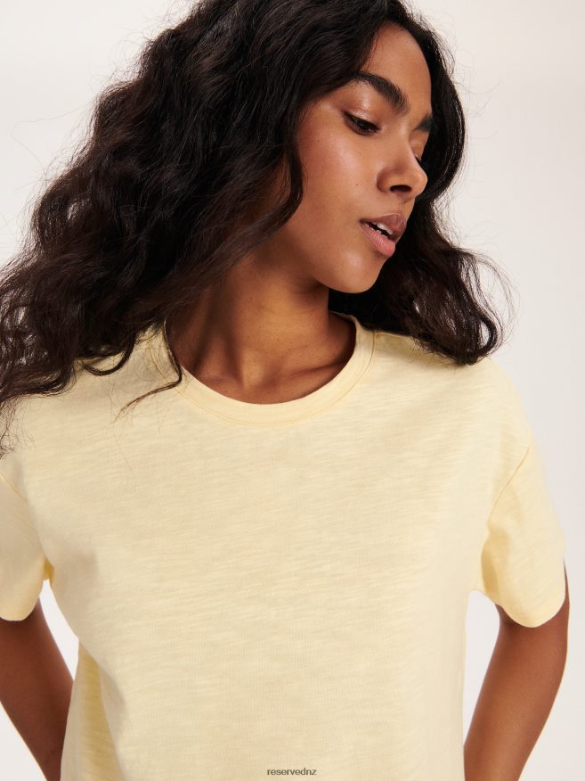 Reserved Women Boxy T-Shirt P6H08T390 Apparel Light Yellow