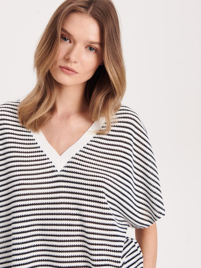 Reserved Women Regular Fit T-Shirt P6H08T397 Apparel Navy