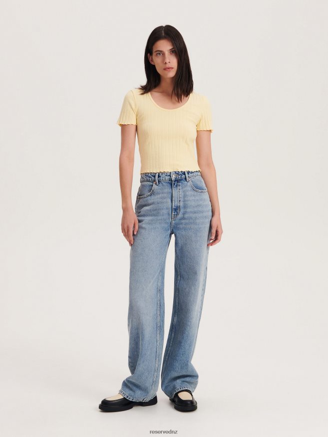 Reserved Women Slim Fit T-Shirt P6H08T440 Apparel Light Yellow