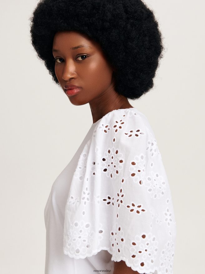 Reserved Women T-Shirt With Broderie Anglaise Sleeves P6H08T482 Apparel Cream