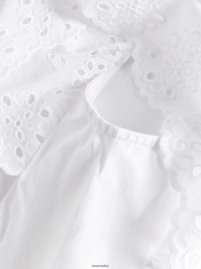 Reserved Women T-Shirt With Broderie Anglaise Sleeves P6H08T482 Apparel Cream